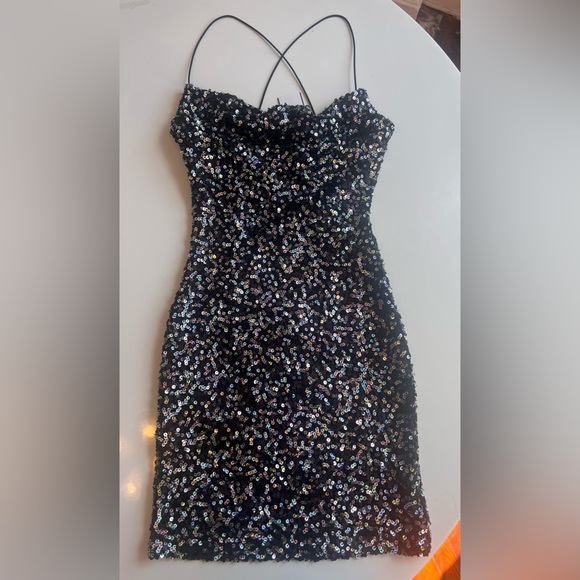 New! ($79 retail) B Darlin sequin mini dress size small NWT - Picture 4 of 6